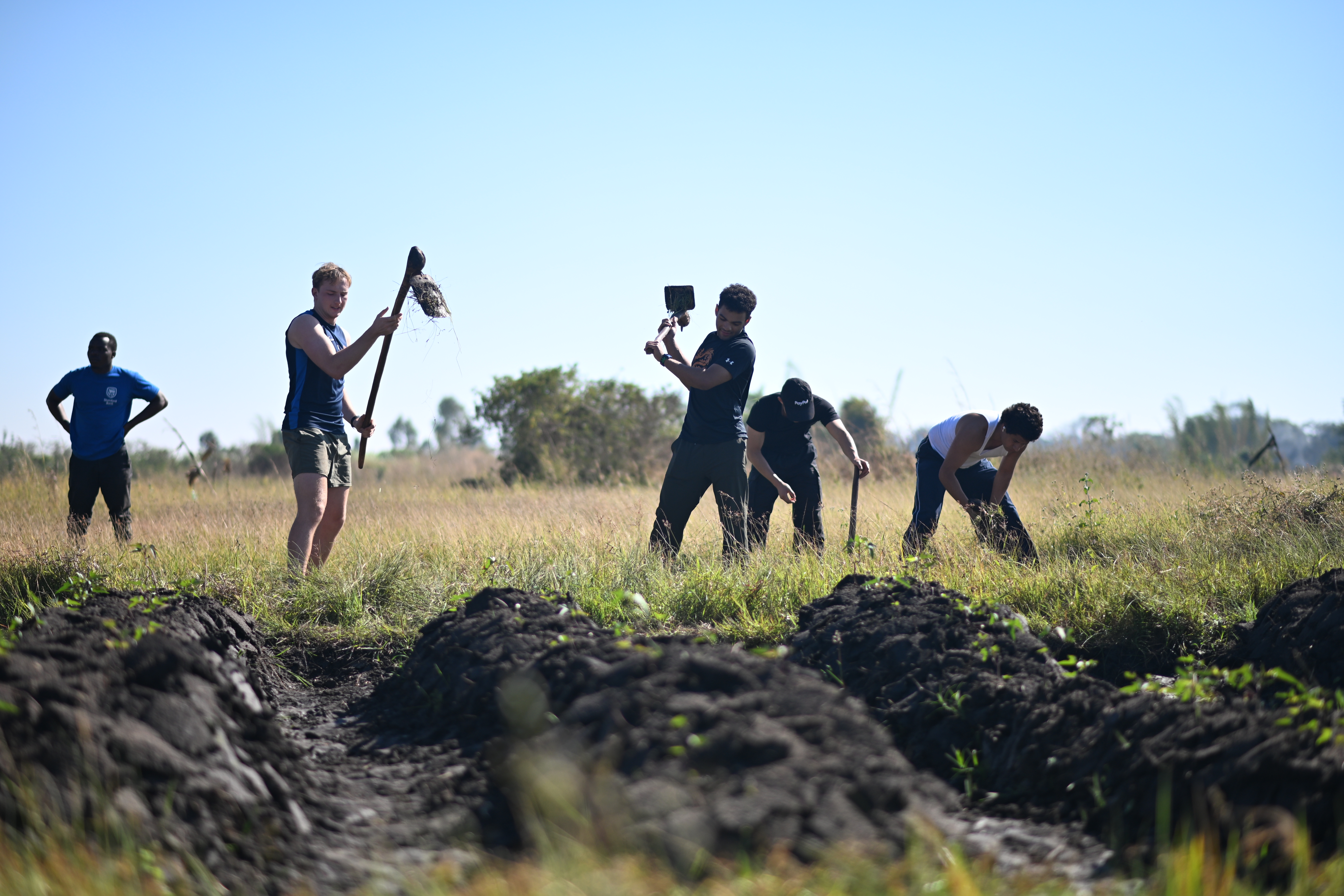 Come visit us, our team in Malawi